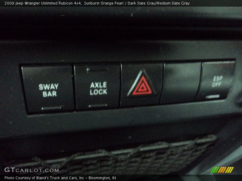 Sunburst Orange Pearl / Dark Slate Gray/Medium Slate Gray 2009 Jeep Wrangler Unlimited Rubicon 4x4