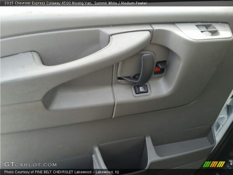 Summit White / Medium Pewter 2015 Chevrolet Express Cutaway 4500 Moving Van