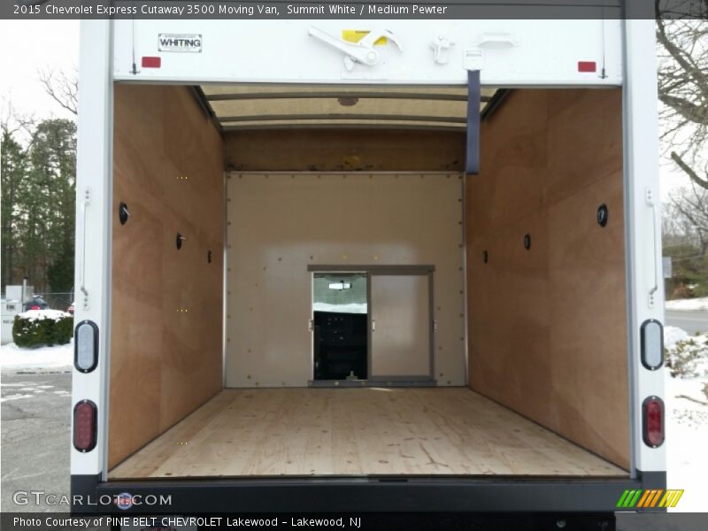 Summit White / Medium Pewter 2015 Chevrolet Express Cutaway 3500 Moving Van