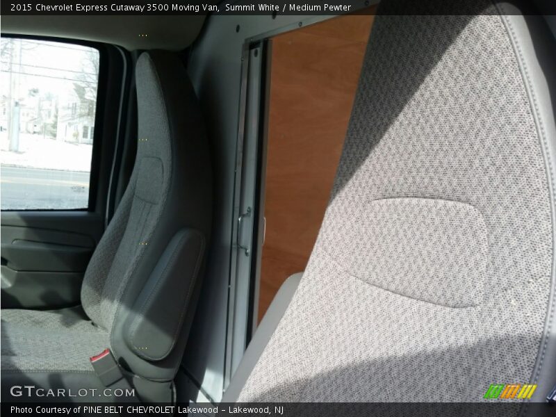 Summit White / Medium Pewter 2015 Chevrolet Express Cutaway 3500 Moving Van