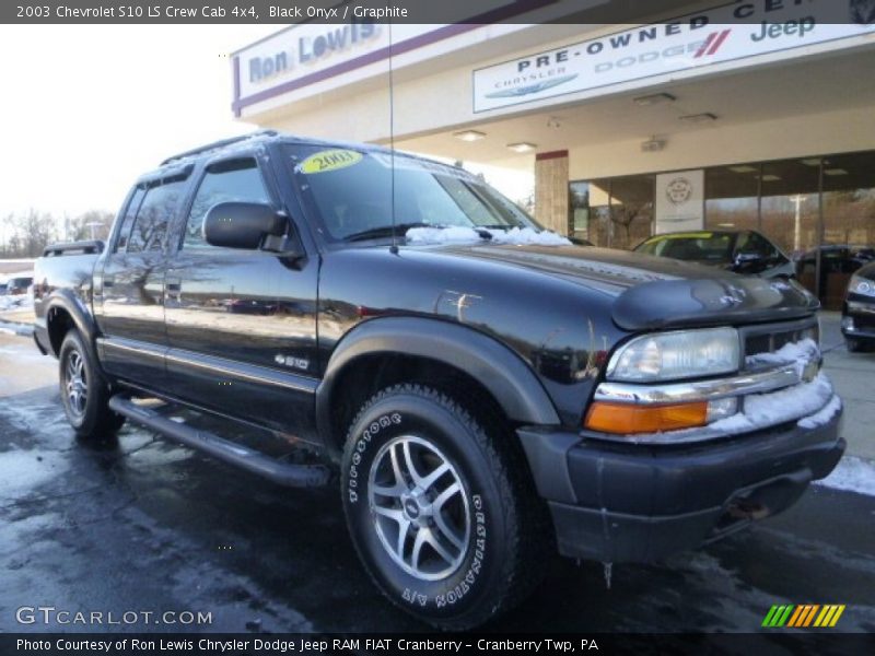 Black Onyx / Graphite 2003 Chevrolet S10 LS Crew Cab 4x4
