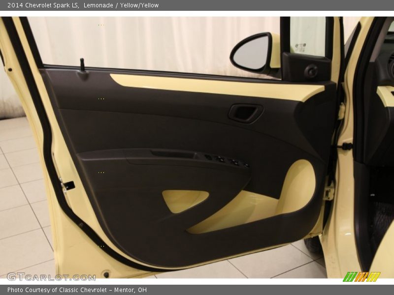 Lemonade / Yellow/Yellow 2014 Chevrolet Spark LS