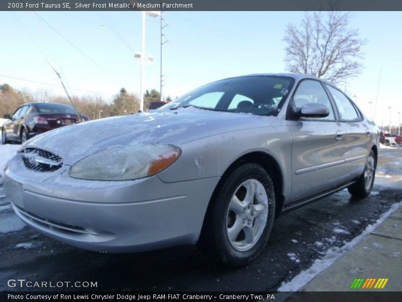 Silver Frost Metallic / Medium Parchment 2003 Ford Taurus SE