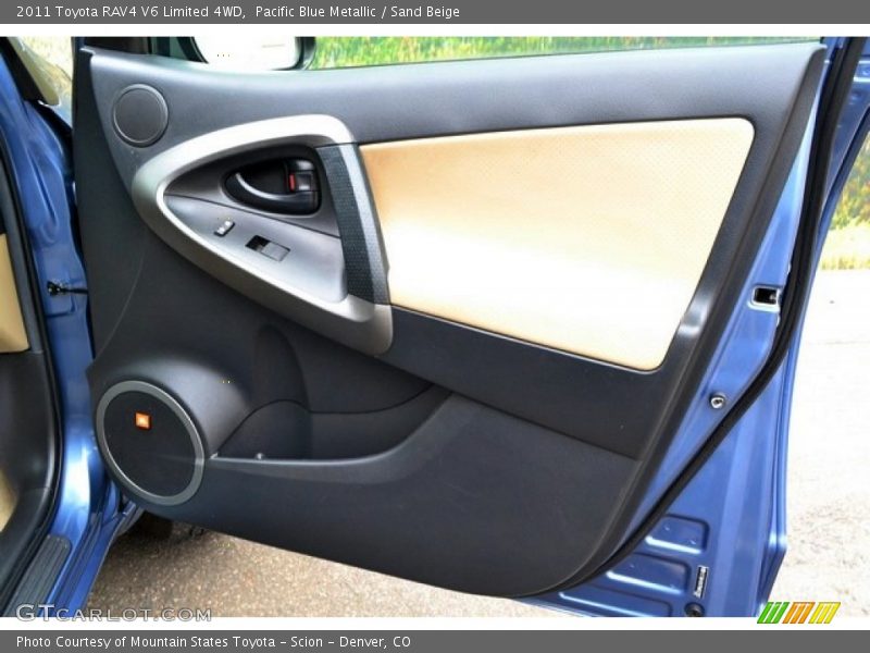 Door Panel of 2011 RAV4 V6 Limited 4WD