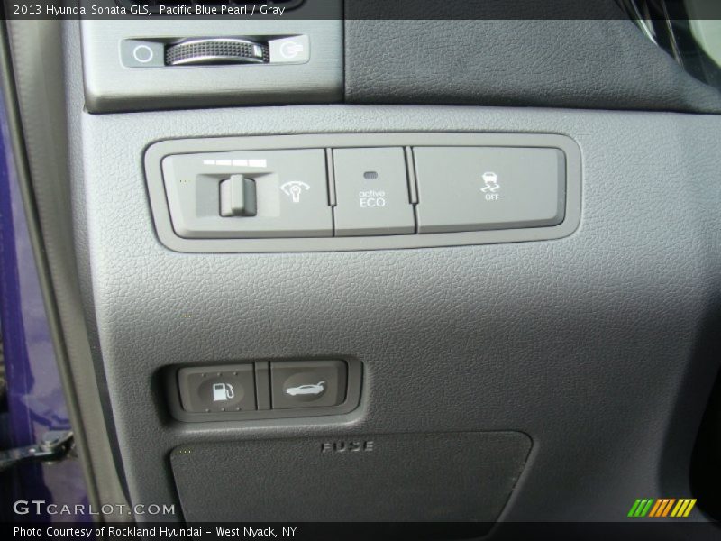 Pacific Blue Pearl / Gray 2013 Hyundai Sonata GLS