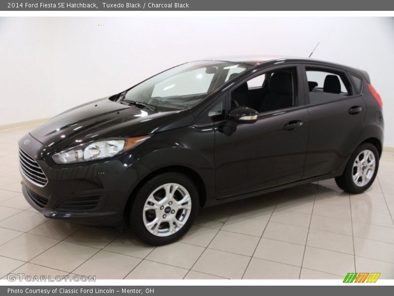Tuxedo Black / Charcoal Black 2014 Ford Fiesta SE Hatchback