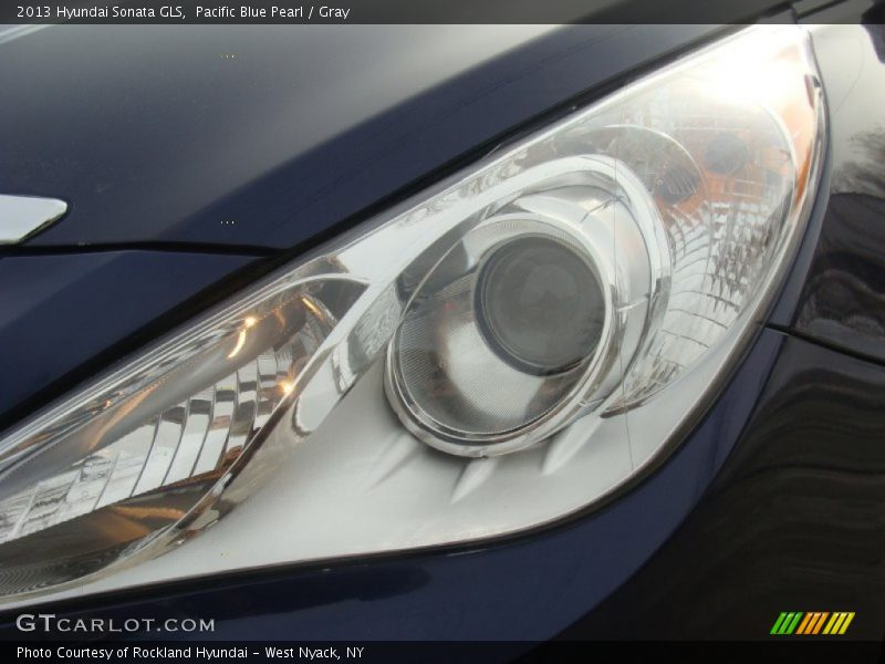 Pacific Blue Pearl / Gray 2013 Hyundai Sonata GLS
