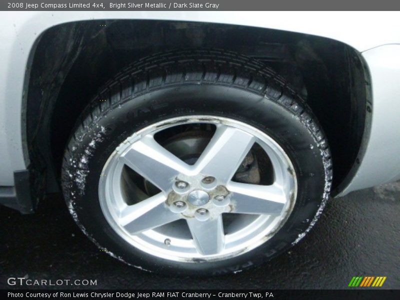 Bright Silver Metallic / Dark Slate Gray 2008 Jeep Compass Limited 4x4