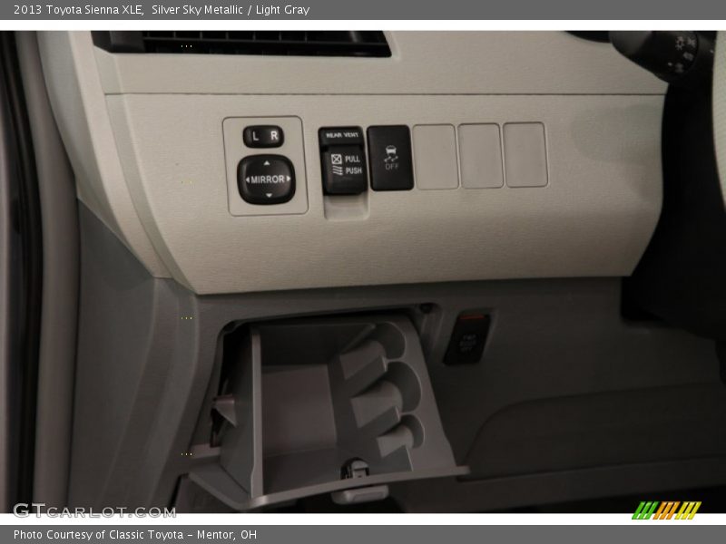 Silver Sky Metallic / Light Gray 2013 Toyota Sienna XLE