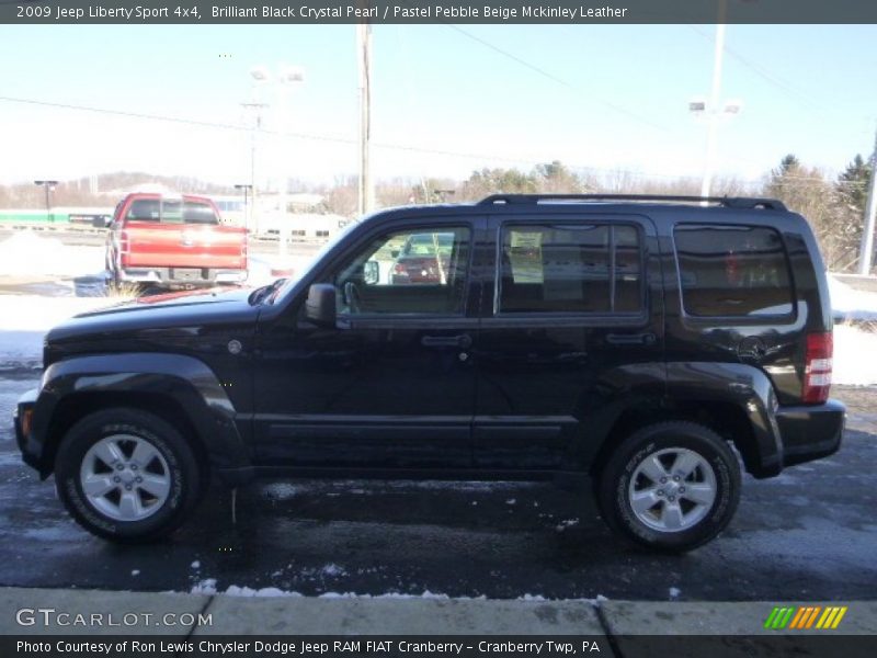 Brilliant Black Crystal Pearl / Pastel Pebble Beige Mckinley Leather 2009 Jeep Liberty Sport 4x4