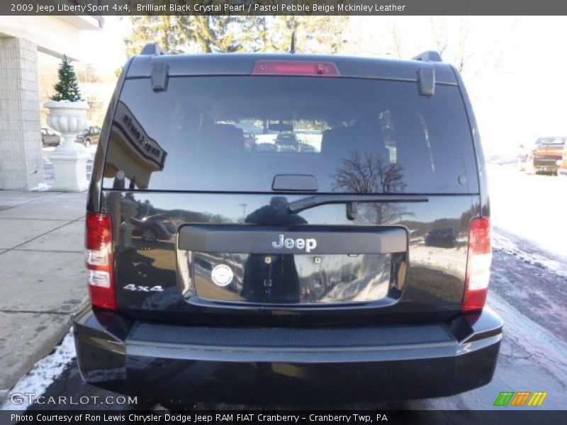 Brilliant Black Crystal Pearl / Pastel Pebble Beige Mckinley Leather 2009 Jeep Liberty Sport 4x4