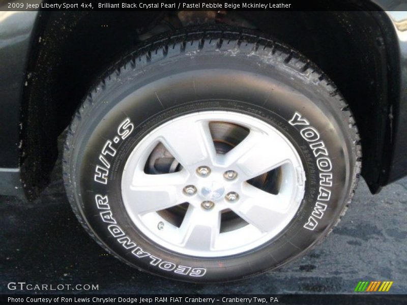 Brilliant Black Crystal Pearl / Pastel Pebble Beige Mckinley Leather 2009 Jeep Liberty Sport 4x4