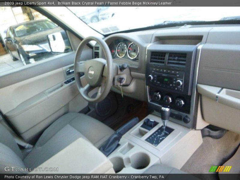 Brilliant Black Crystal Pearl / Pastel Pebble Beige Mckinley Leather 2009 Jeep Liberty Sport 4x4