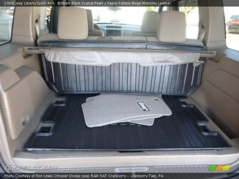 Brilliant Black Crystal Pearl / Pastel Pebble Beige Mckinley Leather 2009 Jeep Liberty Sport 4x4