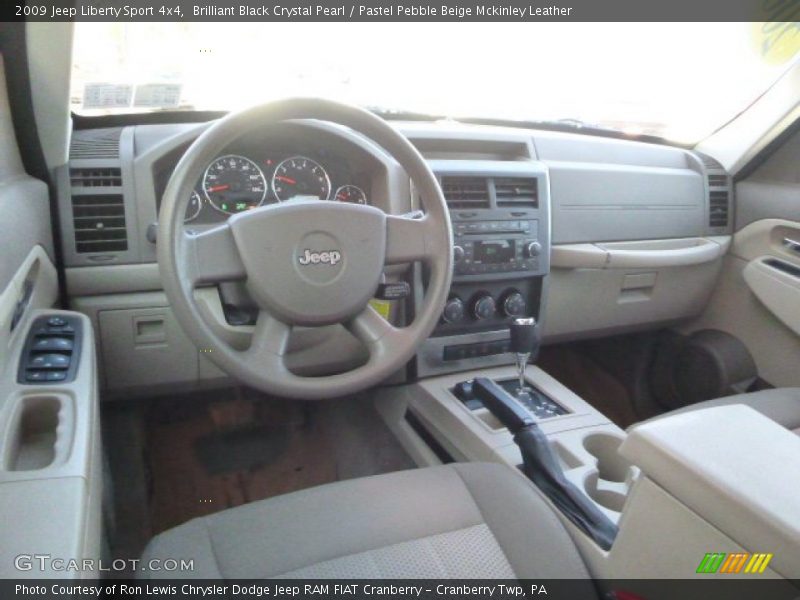Brilliant Black Crystal Pearl / Pastel Pebble Beige Mckinley Leather 2009 Jeep Liberty Sport 4x4