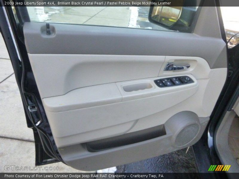 Brilliant Black Crystal Pearl / Pastel Pebble Beige Mckinley Leather 2009 Jeep Liberty Sport 4x4