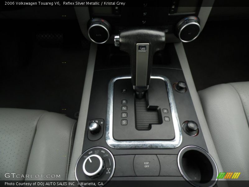 Reflex Silver Metallic / Kristal Grey 2006 Volkswagen Touareg V6