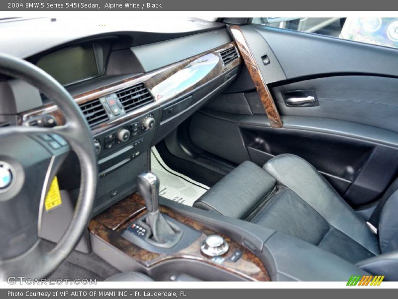 Alpine White / Black 2004 BMW 5 Series 545i Sedan