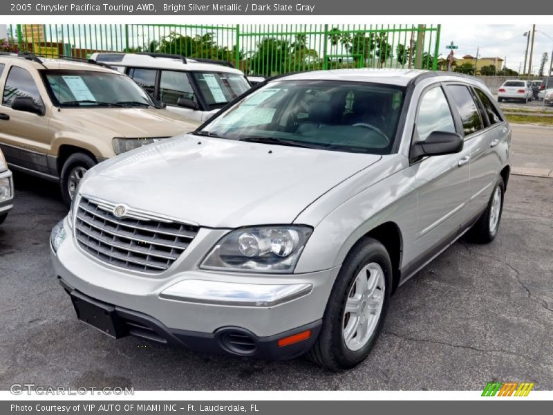 Bright Silver Metallic / Dark Slate Gray 2005 Chrysler Pacifica Touring AWD