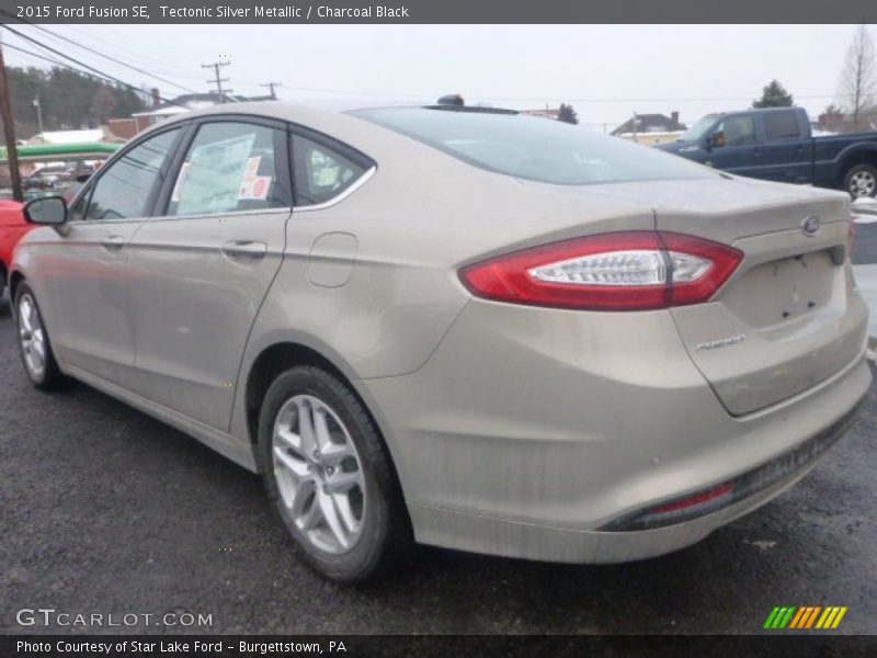 Tectonic Silver Metallic / Charcoal Black 2015 Ford Fusion SE