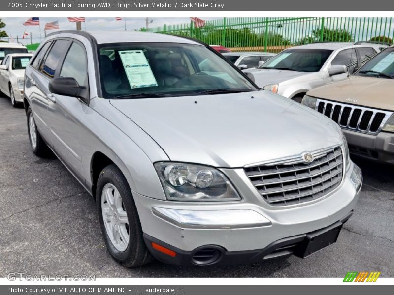 Bright Silver Metallic / Dark Slate Gray 2005 Chrysler Pacifica Touring AWD