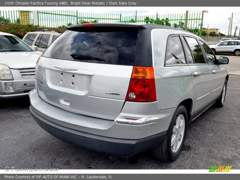 Bright Silver Metallic / Dark Slate Gray 2005 Chrysler Pacifica Touring AWD
