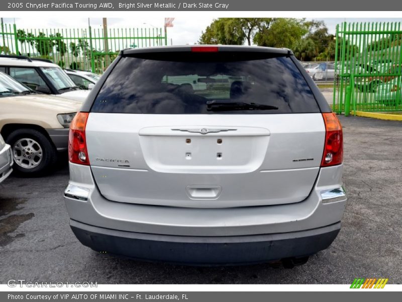 Bright Silver Metallic / Dark Slate Gray 2005 Chrysler Pacifica Touring AWD