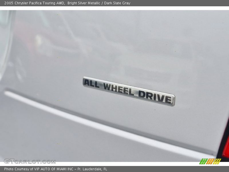  2005 Pacifica Touring AWD Logo