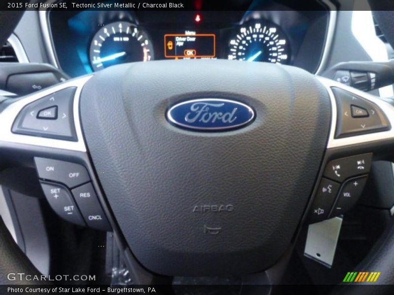 Tectonic Silver Metallic / Charcoal Black 2015 Ford Fusion SE