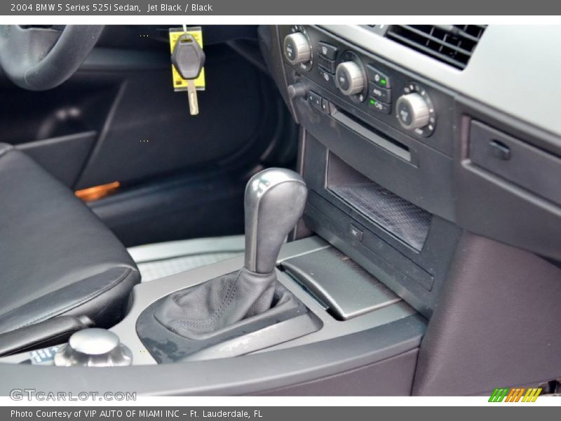 Jet Black / Black 2004 BMW 5 Series 525i Sedan