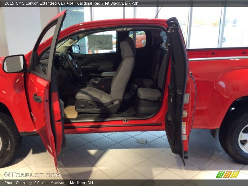  2015 Canyon Extended Cab 4x4 Jet Black/Dark Ash Interior