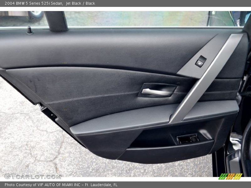 Jet Black / Black 2004 BMW 5 Series 525i Sedan
