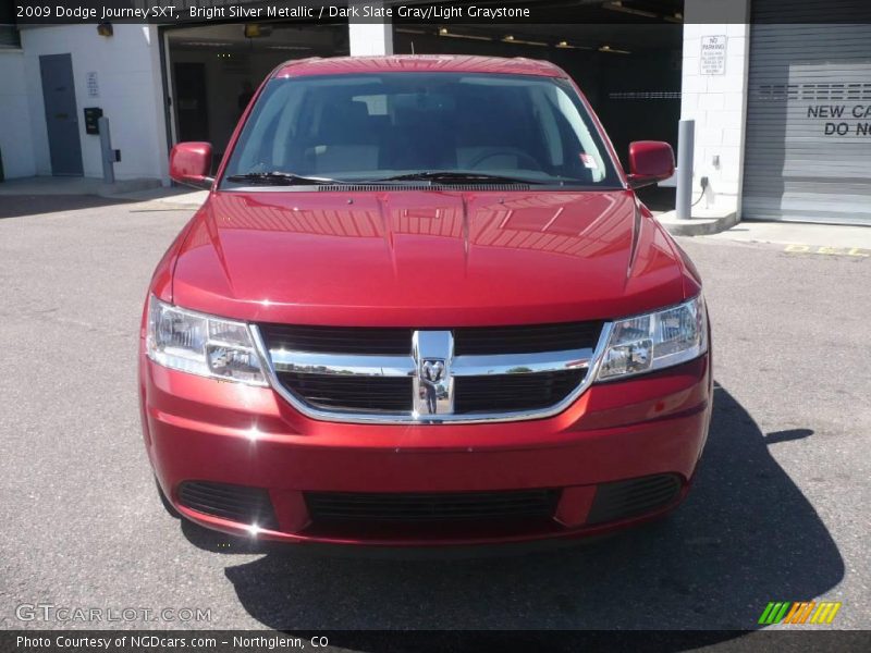 Bright Silver Metallic / Dark Slate Gray/Light Graystone 2009 Dodge Journey SXT
