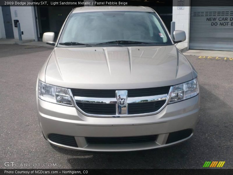 Light Sandstone Metallic / Pastel Pebble Beige 2009 Dodge Journey SXT