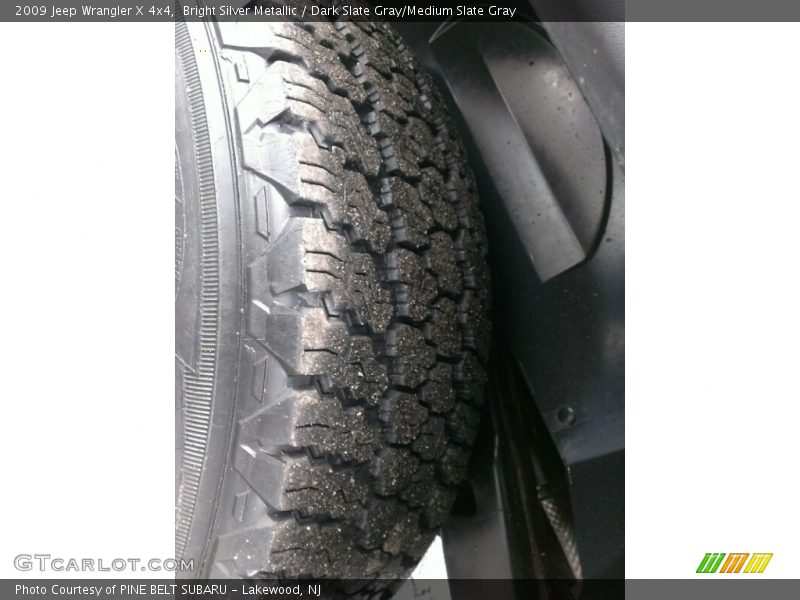 Bright Silver Metallic / Dark Slate Gray/Medium Slate Gray 2009 Jeep Wrangler X 4x4