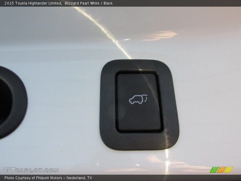 Blizzard Pearl White / Black 2015 Toyota Highlander Limited