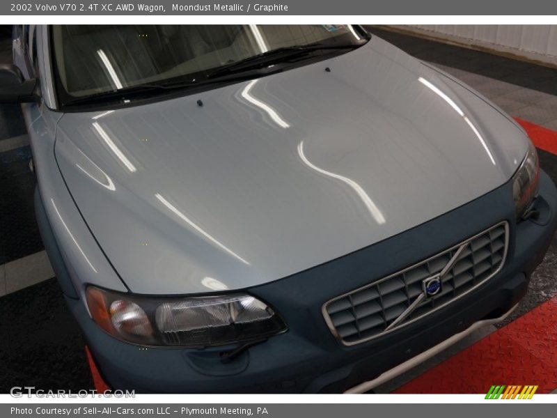 Moondust Metallic / Graphite 2002 Volvo V70 2.4T XC AWD Wagon