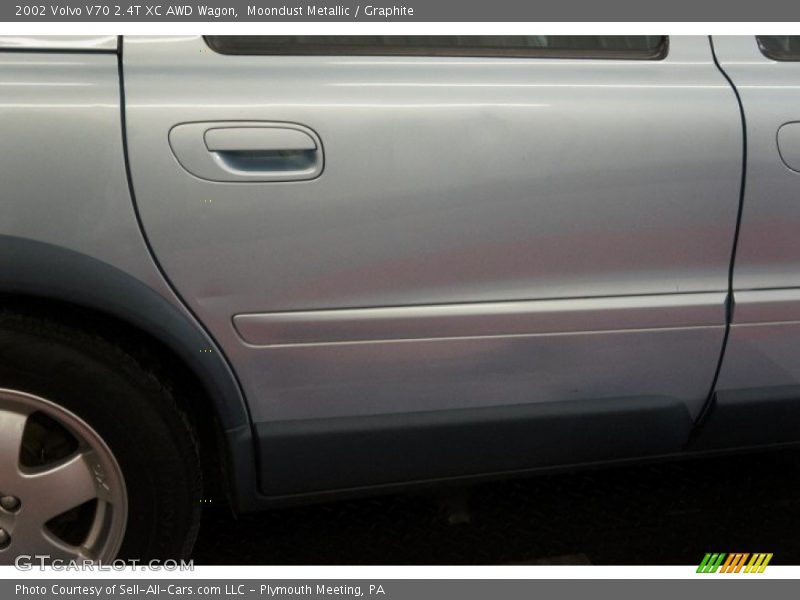 Moondust Metallic / Graphite 2002 Volvo V70 2.4T XC AWD Wagon