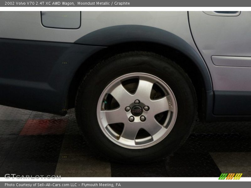 Moondust Metallic / Graphite 2002 Volvo V70 2.4T XC AWD Wagon