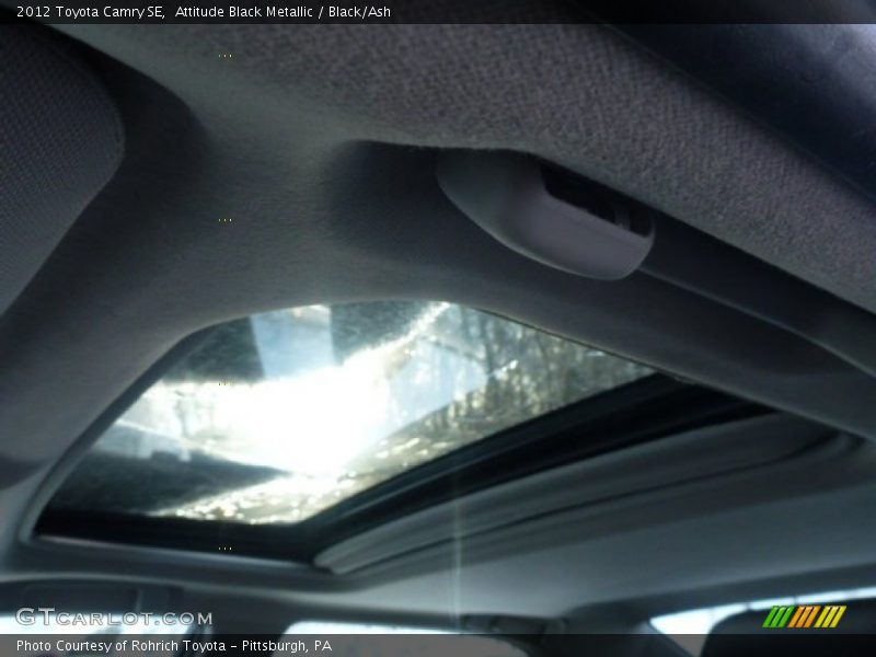 Attitude Black Metallic / Black/Ash 2012 Toyota Camry SE