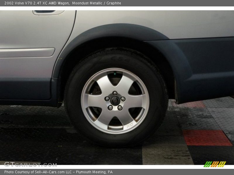 Moondust Metallic / Graphite 2002 Volvo V70 2.4T XC AWD Wagon