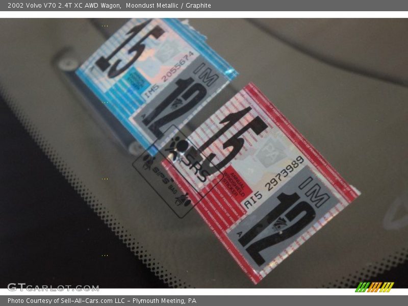 Moondust Metallic / Graphite 2002 Volvo V70 2.4T XC AWD Wagon