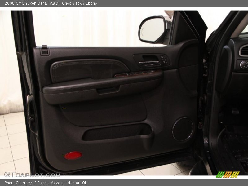 Onyx Black / Ebony 2008 GMC Yukon Denali AWD