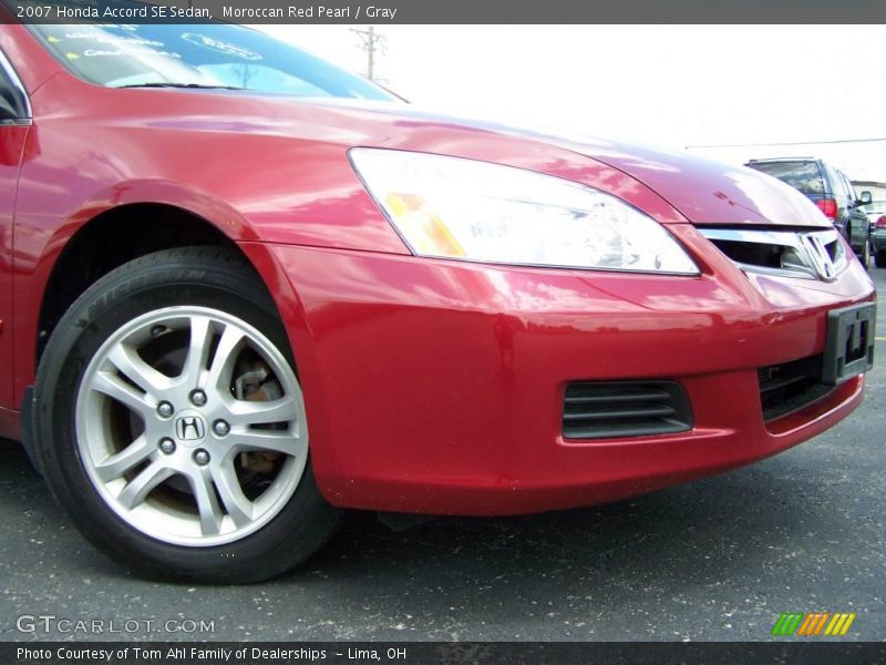 Moroccan Red Pearl / Gray 2007 Honda Accord SE Sedan