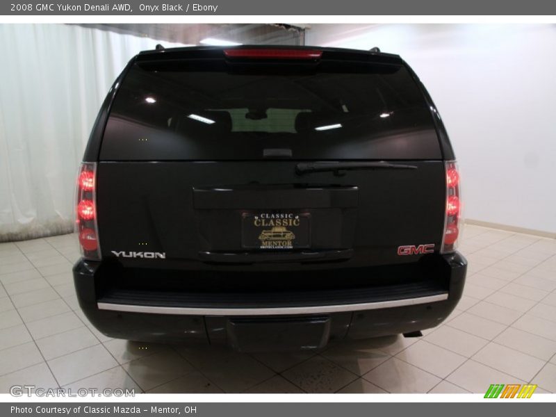 Onyx Black / Ebony 2008 GMC Yukon Denali AWD