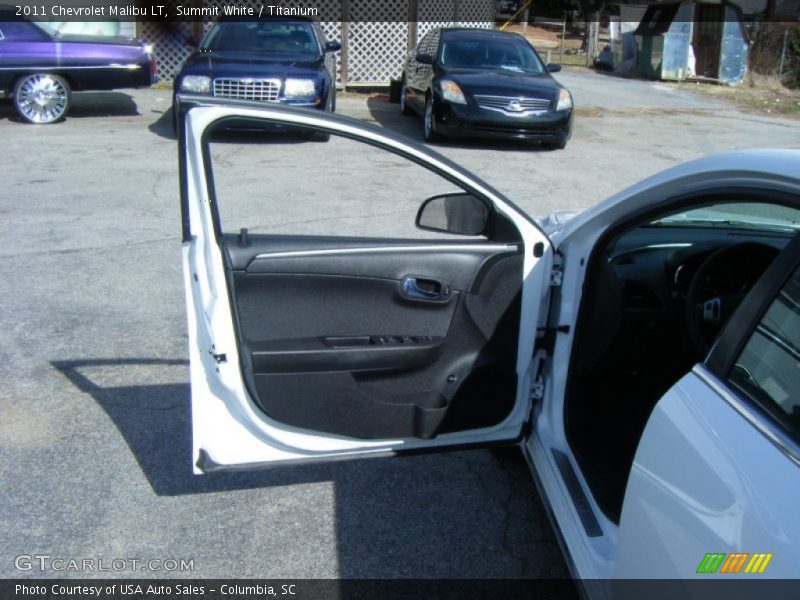Summit White / Titanium 2011 Chevrolet Malibu LT