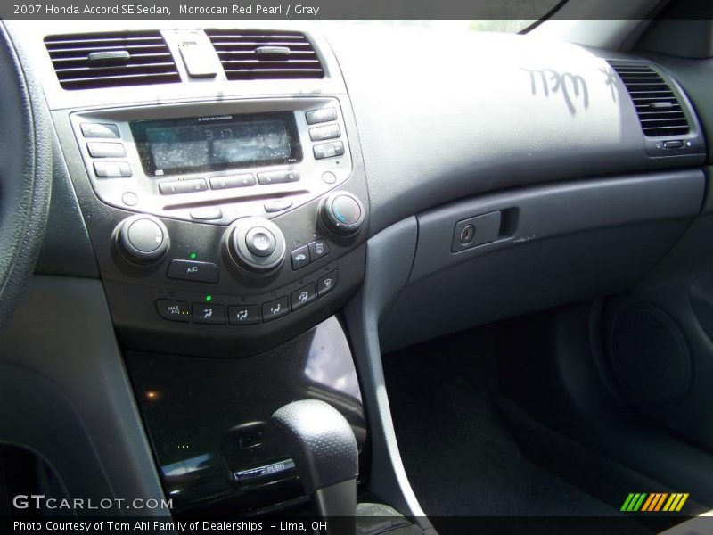 Moroccan Red Pearl / Gray 2007 Honda Accord SE Sedan