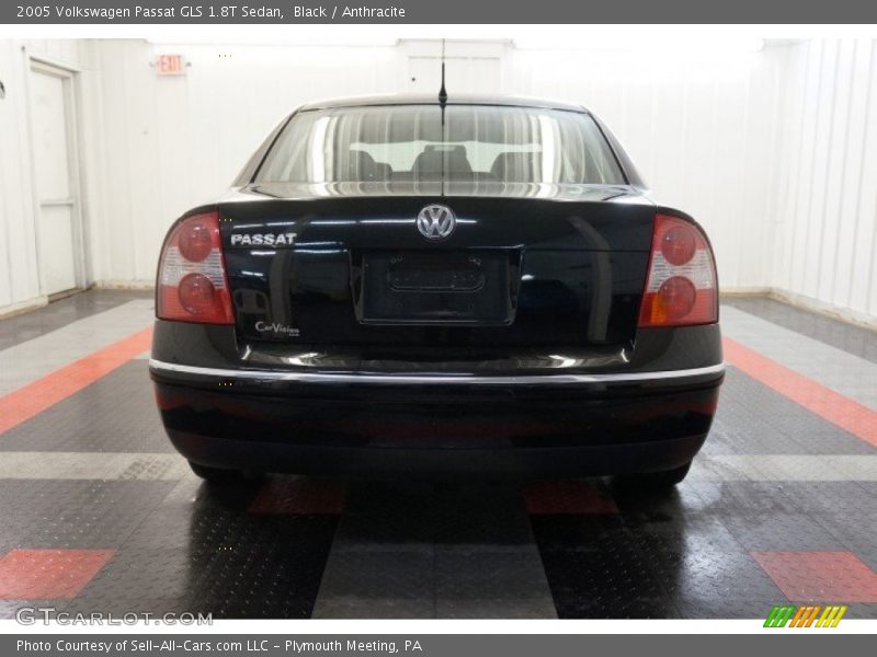 Black / Anthracite 2005 Volkswagen Passat GLS 1.8T Sedan