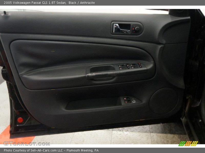 Black / Anthracite 2005 Volkswagen Passat GLS 1.8T Sedan