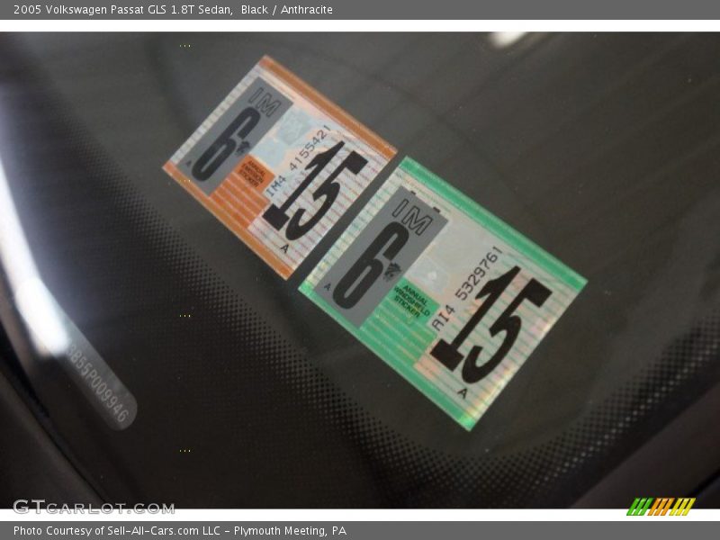 Black / Anthracite 2005 Volkswagen Passat GLS 1.8T Sedan